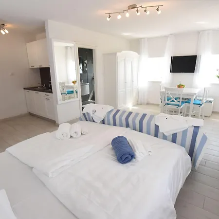 Puntamika Laterna Apartament Zadar