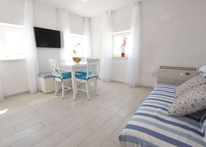 Puntamika Laterna Apartamento *